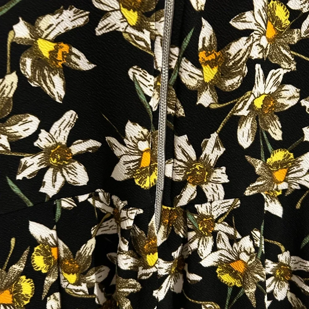 Lularoe Daffodil Dress Yellow on Black Size 2XL